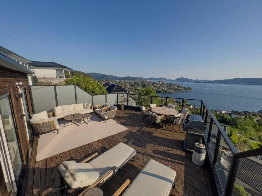 Sjoutsikt, Jacuzzi Og Solfylt Appartement Bergen